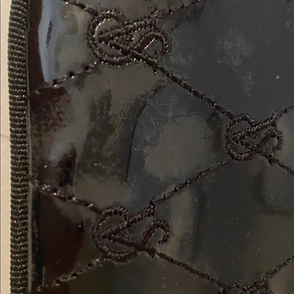 Victoria's Secret Coin Purse New. - Picture 5 of 6